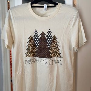Women’s Size Small Designer Graphic Christmas Tee